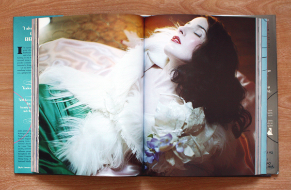 画像: 【BURLESQUE(FETISH) and the Art of the Teese】 Dita Von Teese